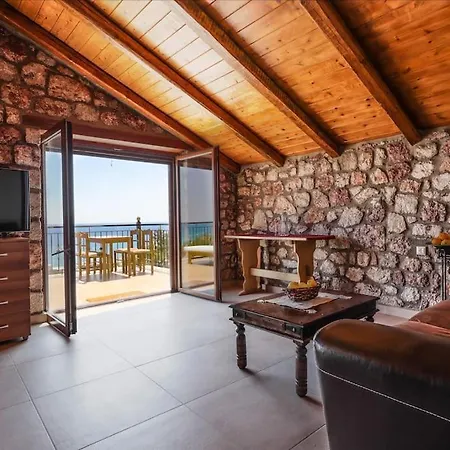 Petronas Land House 2 *