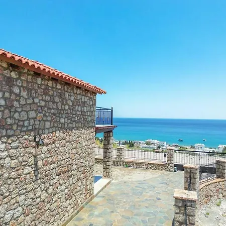 Petronas Land House 2 Horská chata *