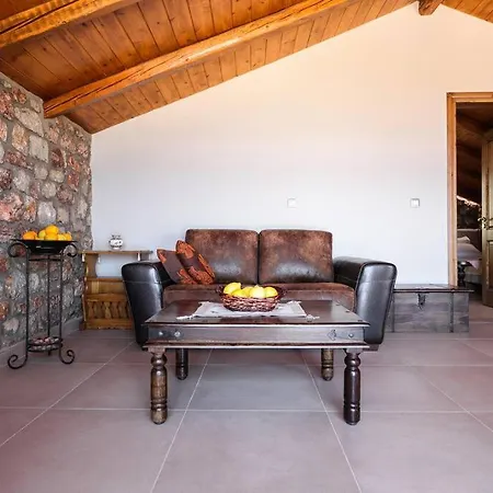 木屋 Petronas Land House 2