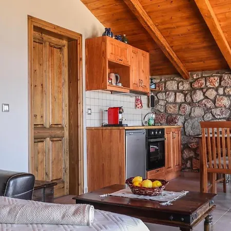 Petronas Land House 2 Chalet Archangelos (Rhodes)