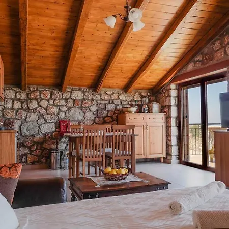Chalet Petronas Land House 2 Archangelos (Rhodes)