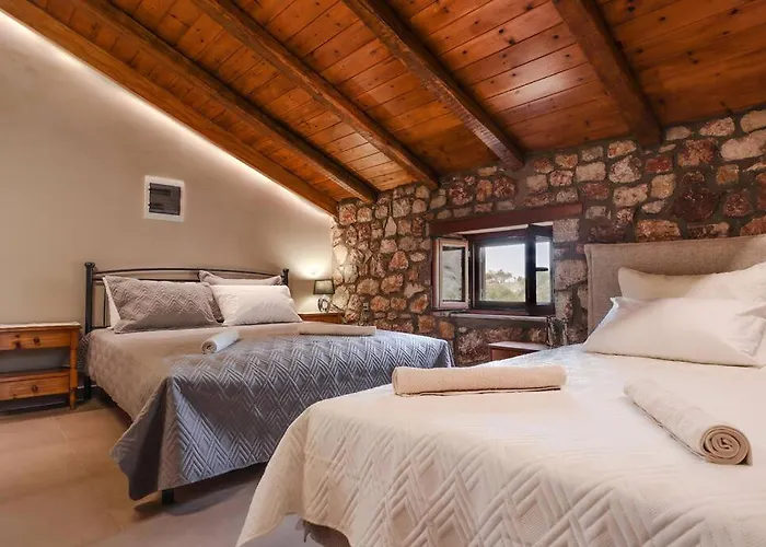 Petronas Land House 2 Archangelos (Rhodes)