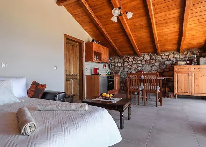 Petronas Land House 2 *